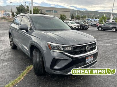 Used 2022 Volkswagen Taos SE w/ IQ.Drive SE Package
