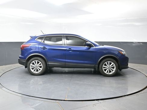 Used 2019 Nissan Rogue Sport AWD image 3