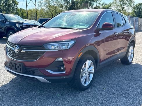 Used 2023 Buick Encore GX Preferred w/ Cold Weather Comfort Package AWD/4WD image 3