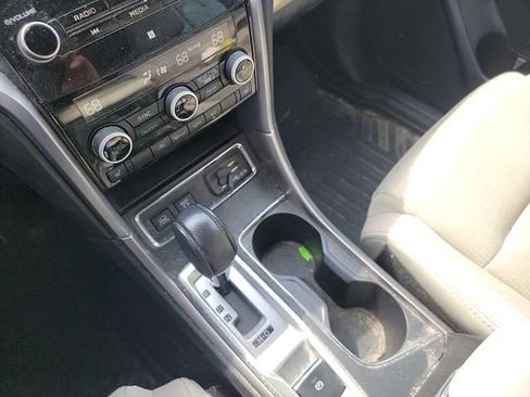 Used 2019 Subaru Ascent Premium AWD/4WD image 12