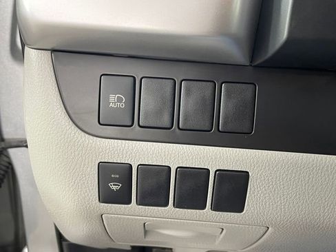 Used 2019 Toyota Highlander LE image 15