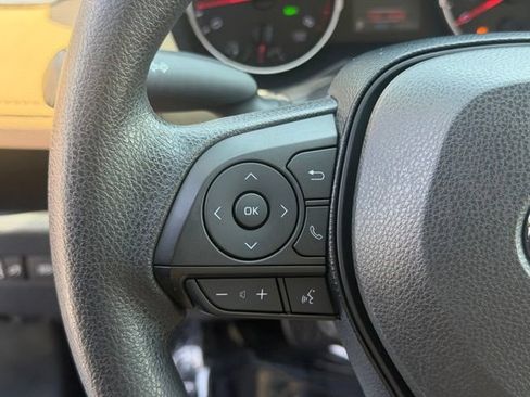 Used 2019 Toyota RAV4 LE w/ All Weather Liner Package AWD/4WD image 21