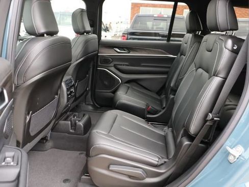 New 2026 Jeep Grand Cherokee L Limited AWD/4WD image 38