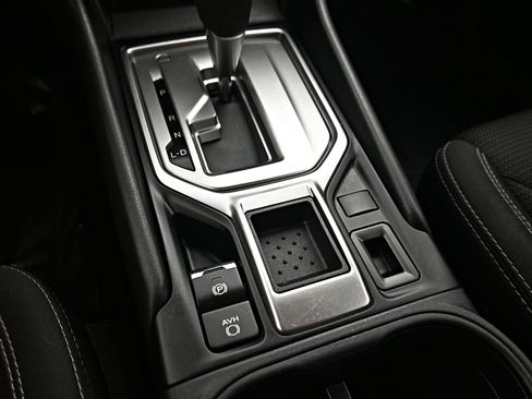 Used 2019 Subaru Forester w/ Alloy Wheel Package image 17