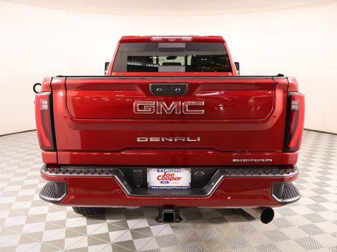 Used 2024 GMC Sierra 2500 Denali w/ Denali Reserve Package AWD/4WD image 23