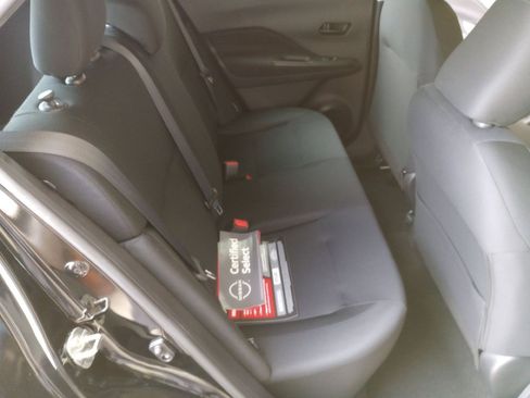 Used 2023 Nissan Kicks S FWD image 33