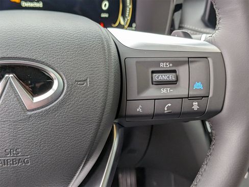 New 2026 INFINITI QX60 Luxe image 18