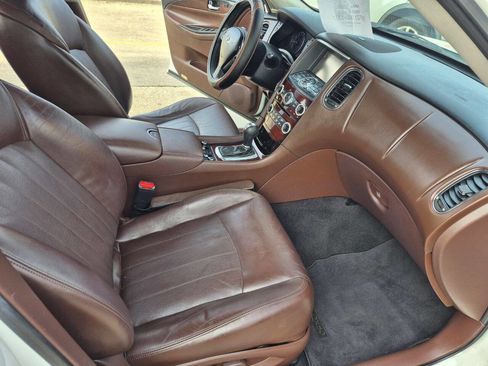 Used 2016 INFINITI QX50 2WD w/ Deluxe Touring Package image 16