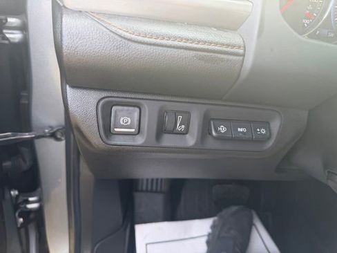 Used 2021 GMC Acadia AT4 w/ Technology Package image 22