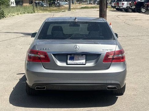 Used 2013 Mercedes-Benz E 350 BlueTEC Sedan image 5