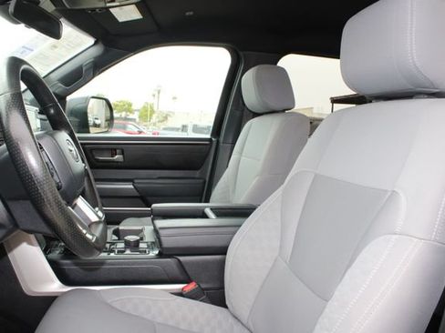 Used 2025 Toyota Tundra SR5 AWD/4WD image 34