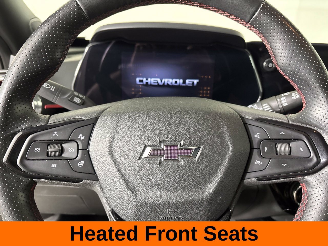 Used 2024 Chevrolet Trax RS FWD image 14