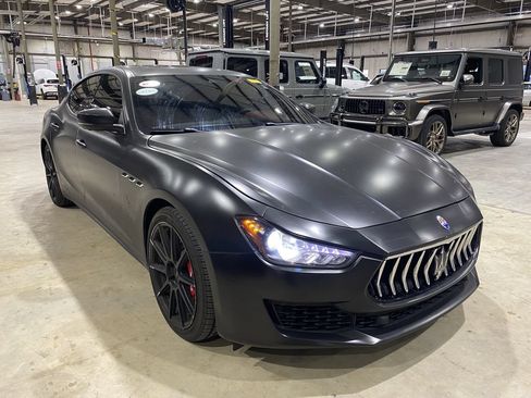 Used 2021 Maserati Ghibli S RWD image 1