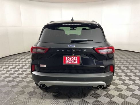 Used 2025 Ford Escape Base image 7