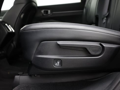 Used 2022 Kia Sorento S FWD image 36