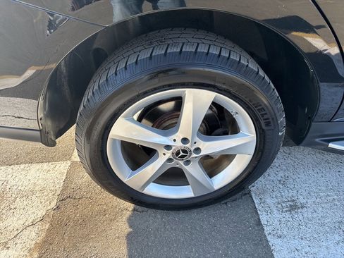 Used 2018 Mercedes-Benz GLE 350 GLE 350 4MATIC SUV image 11