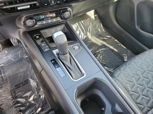 New 2026 Nissan Kicks SV image 10