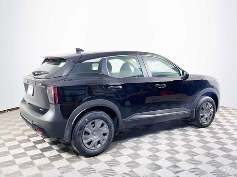 Used 2025 Nissan Kicks S AWD/4WD image 2
