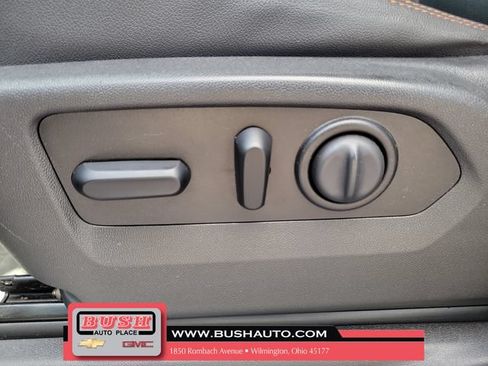 Used 2021 GMC Sierra 1500 AT4 w/ AT4 Value Package AWD/4WD image 18