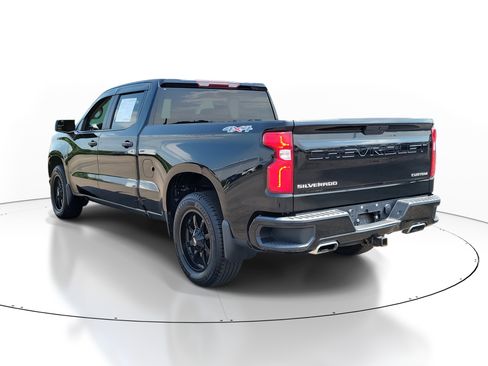 Used 2019 Chevrolet Silverado 1500 Custom image 3