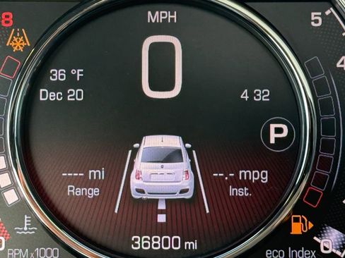 Used 2015 FIAT 500 Sport w/ Comfort/Convenience Group image 16