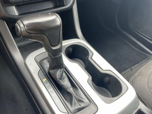 Used 2020 Chevrolet Colorado LT RWD image 22