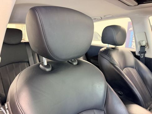 Used 2017 INFINITI QX50 2WD w/ Premium Plus Package image 25