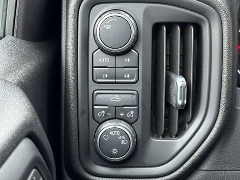 Used 2019 Chevrolet Silverado 1500 Custom Trail Boss w/ Custom Convenience Package image 35