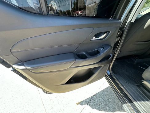 Used 2021 Chevrolet Traverse LT w/ LPO, Floor Liner Package image 24