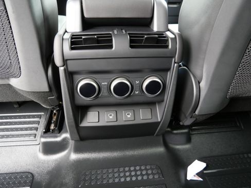 Used 2024 Land Rover Defender 110 S AWD/4WD image 17