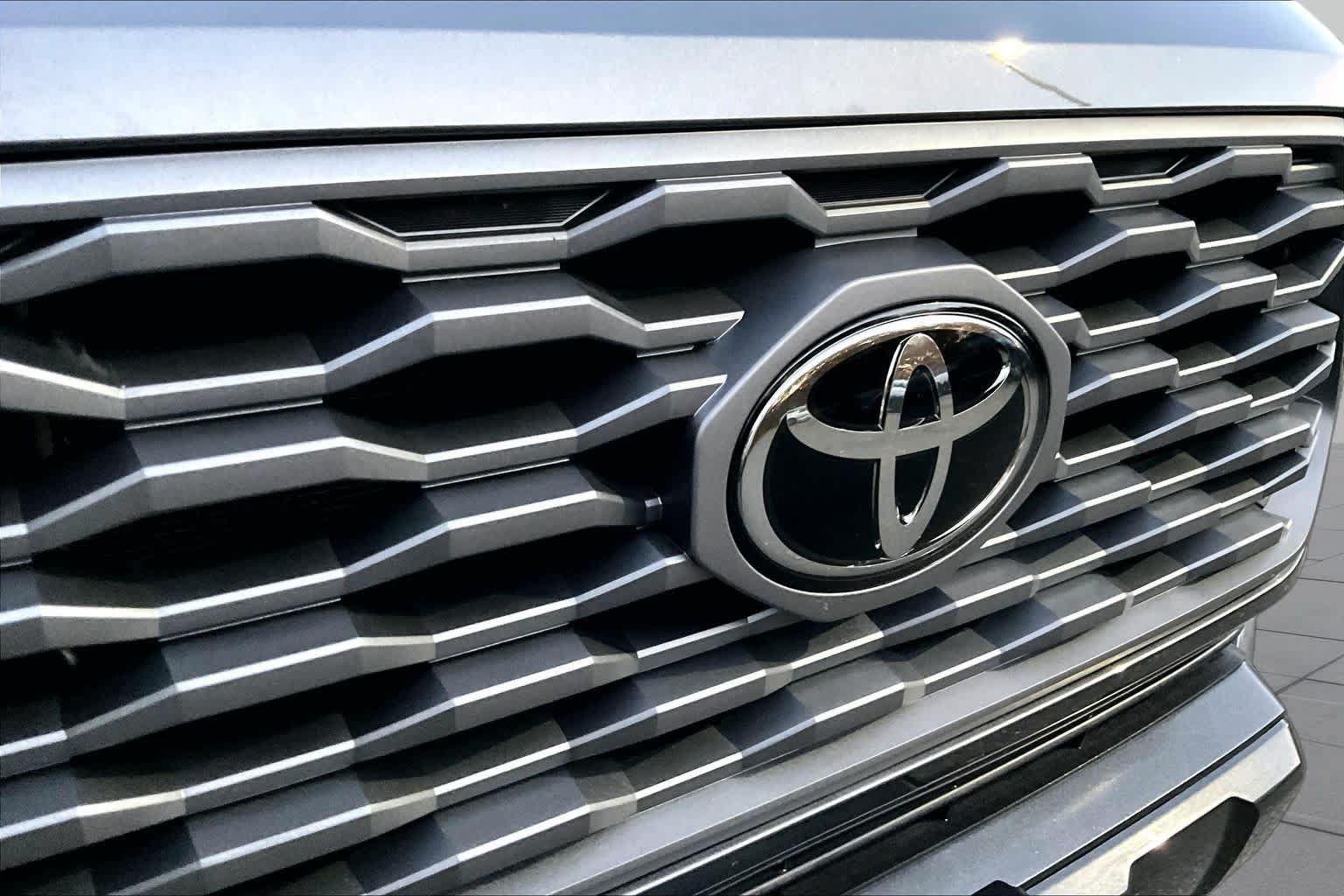 Certified 2023 Toyota Tacoma TRD Sport w/ Technology Package AWD/4WD image 27