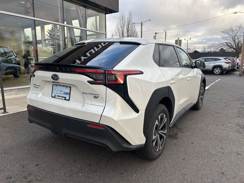 Used 2023 Subaru Solterra AWD image 5