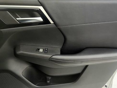 Used 2022 Mitsubishi Outlander SE AWD/4WD image 38