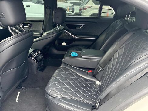 Used 2022 Mercedes-Benz S 500 4MATIC image 12