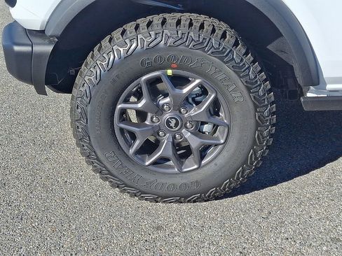 New 2025 Ford Bronco Badlands AWD/4WD image 5