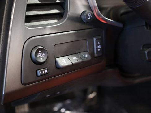 Used 2014 Chevrolet Corvette Stingray Convertible w/ 2LT Preferred Equipment Group image 22