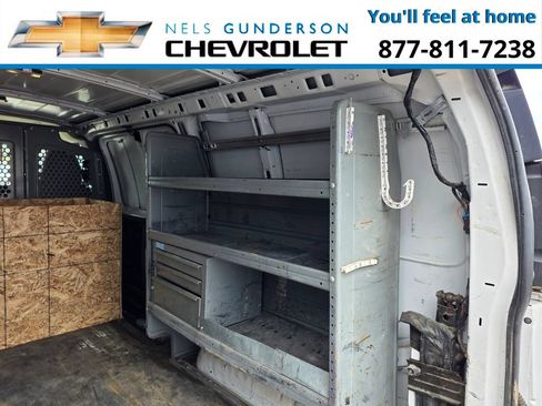 Used 2016 Chevrolet Express 3500 RWD image 16