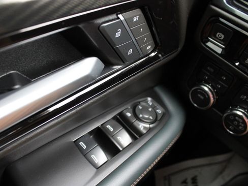 Used 2025 GMC Yukon AT4 w/ LPO, Floor Liner Package image 13