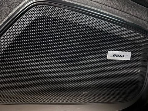 Used 2018 Porsche Panamera 4 image 11