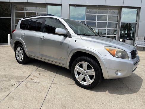 Used 2008 Toyota RAV4 Sport AWD/4WD image 2