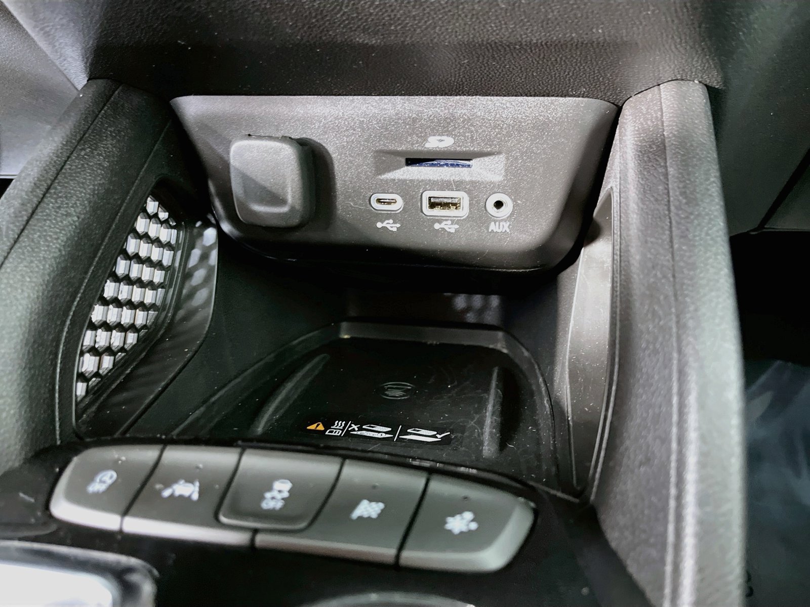 Used 2021 Chevrolet TrailBlazer ACTIV w/ Sun and Liftgate Package FWD image 23
