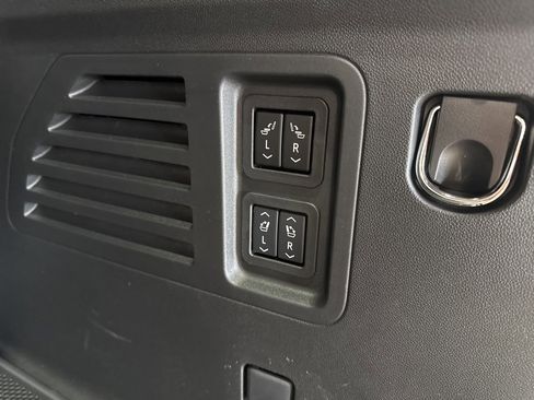 New 2026 Chevrolet Traverse RS w/ LPO, Floor Liner Package image 14