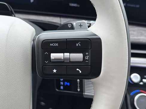 Used 2024 Hyundai Santa Fe Calligraphy image 10