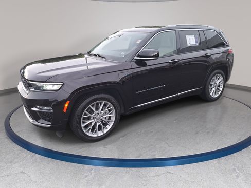 Used 2022 Jeep Grand Cherokee Summit AWD/4WD image 1