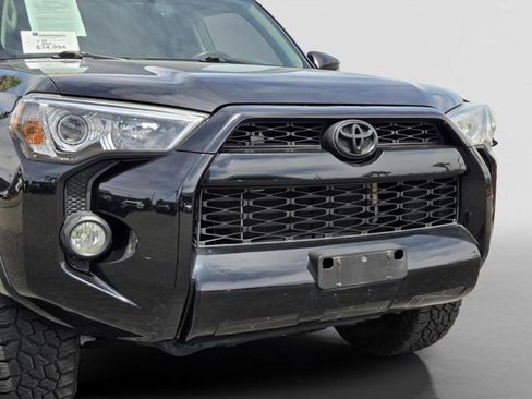 Used 2019 Toyota 4Runner SR5 Premium AWD/4WD image 9