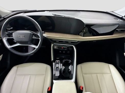 Certified 2025 Audi Q5 Premium AWD/4WD image 13