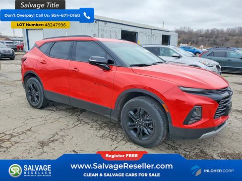 Used 2021 Chevrolet Blazer LT w/ Sound & Technology Package FWD image 5