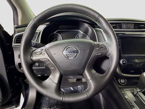 Used 2021 Nissan Murano SV FWD image 13