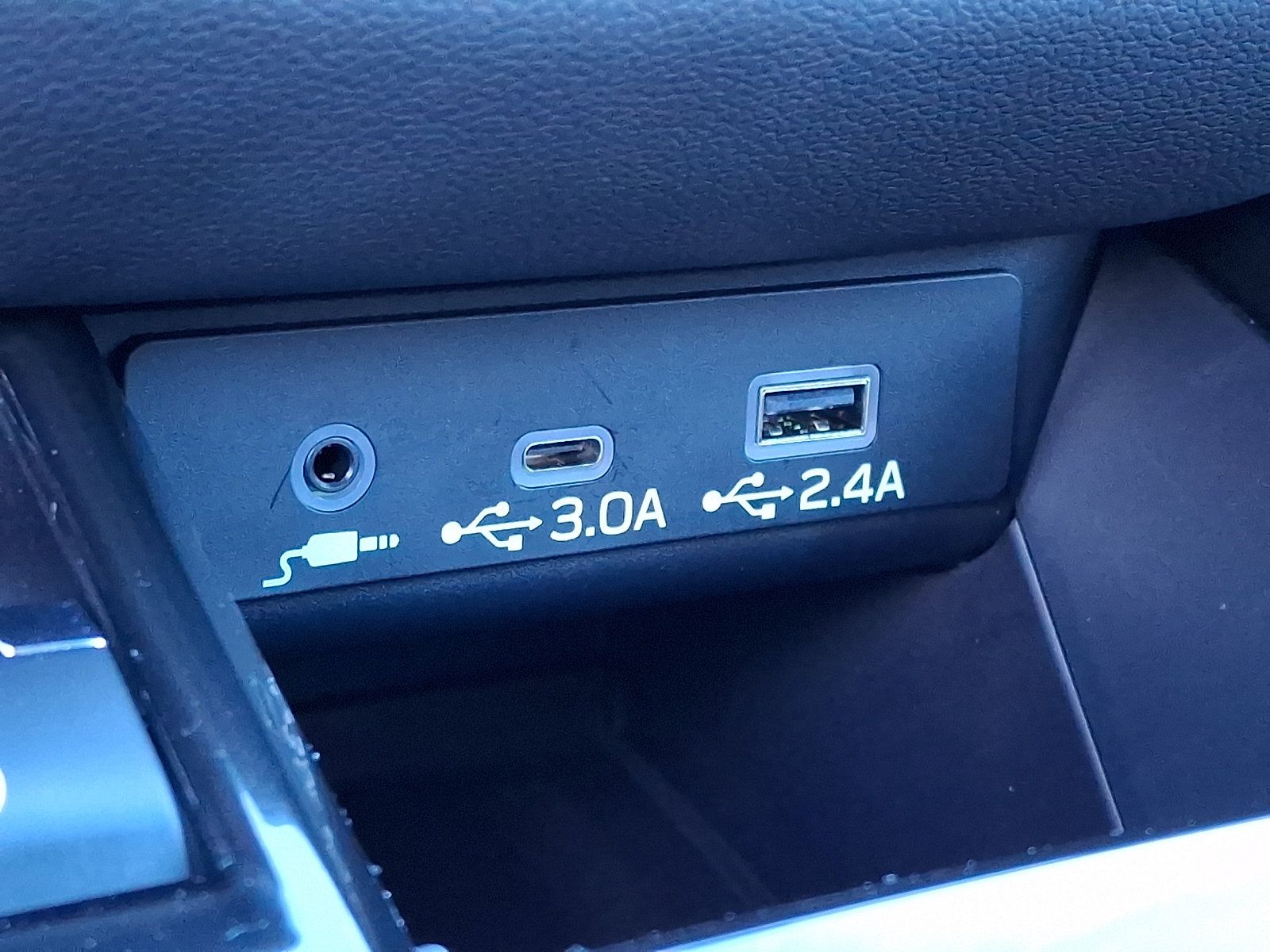 Used 2025 Subaru Outback Wilderness AWD/4WD image 26