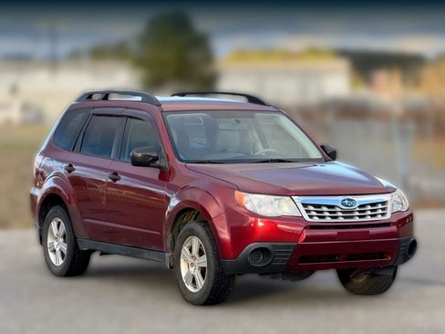 Used 2012 Subaru Forester 2.5X image 1